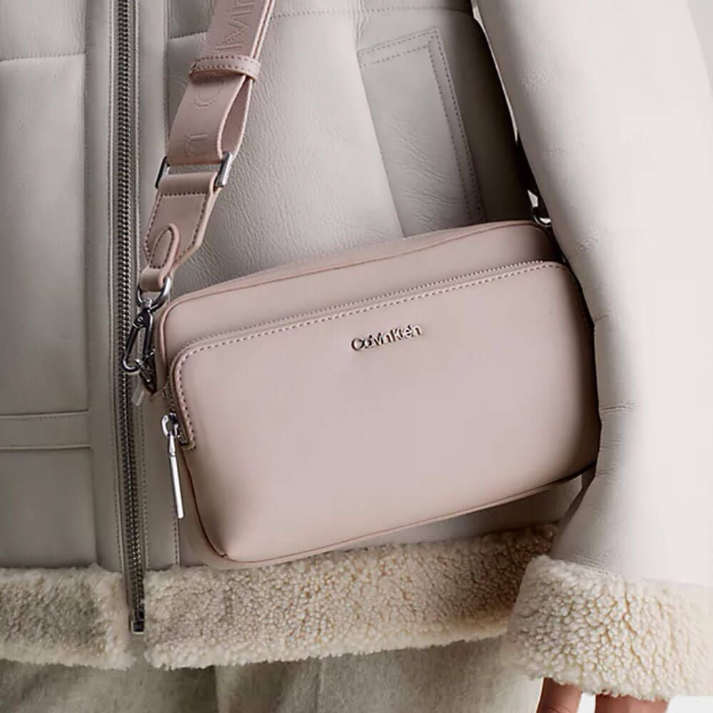Ck Must Camera Bag